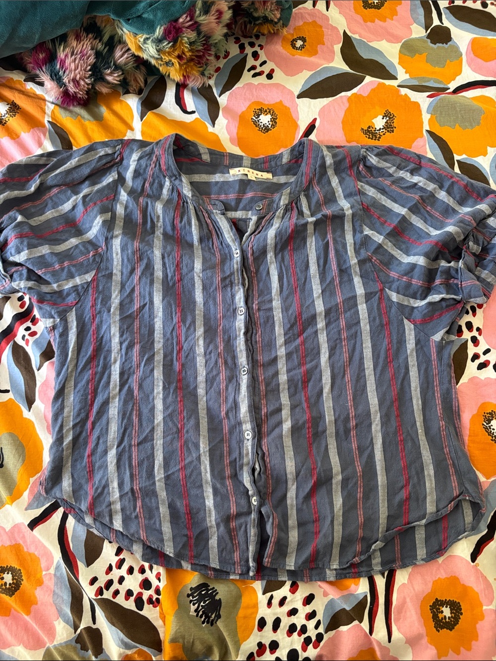 Xirena Women's Blue Striped Button-Front Top